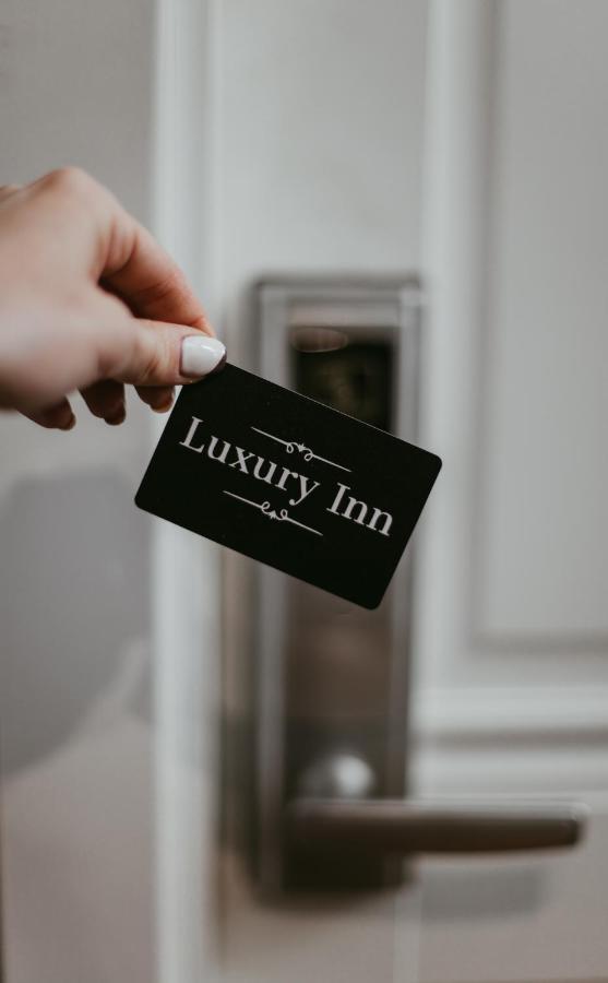 Luxury Inn 第比利斯 外观 照片